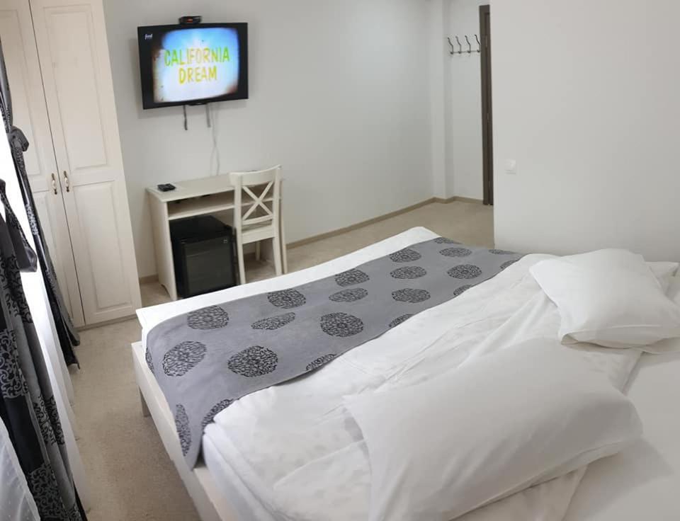 Bed and Breakfast Casuta Din Padure Dragus Exterior foto