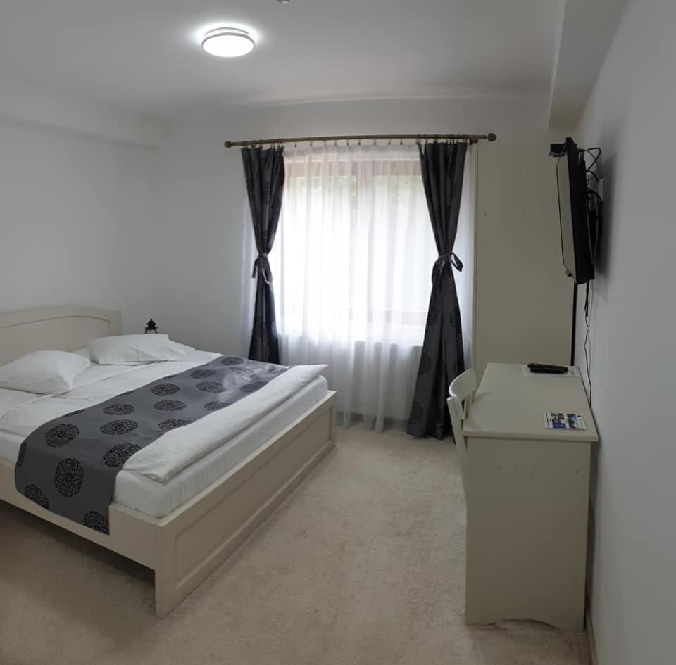 Bed and Breakfast Casuta Din Padure Dragus Exterior foto
