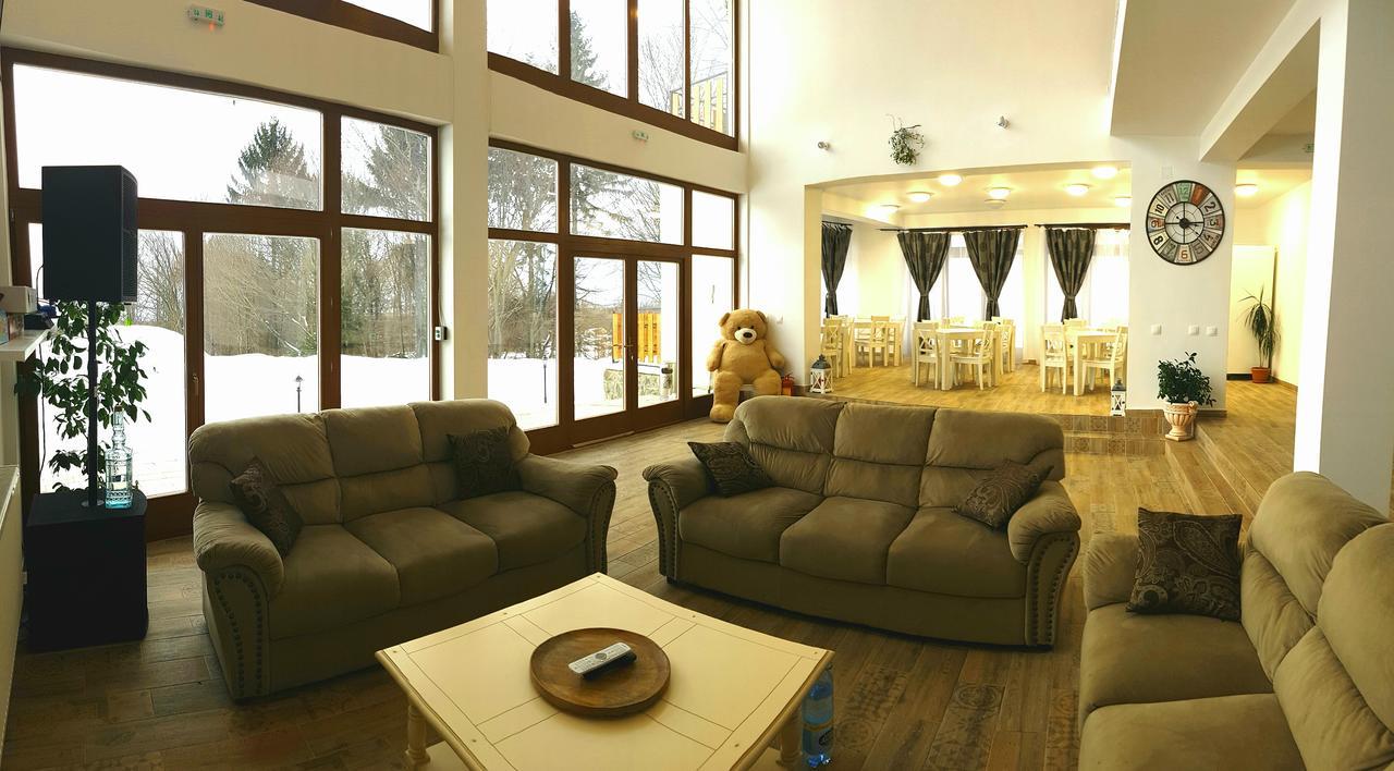 Bed and Breakfast Casuta Din Padure Dragus Exterior foto