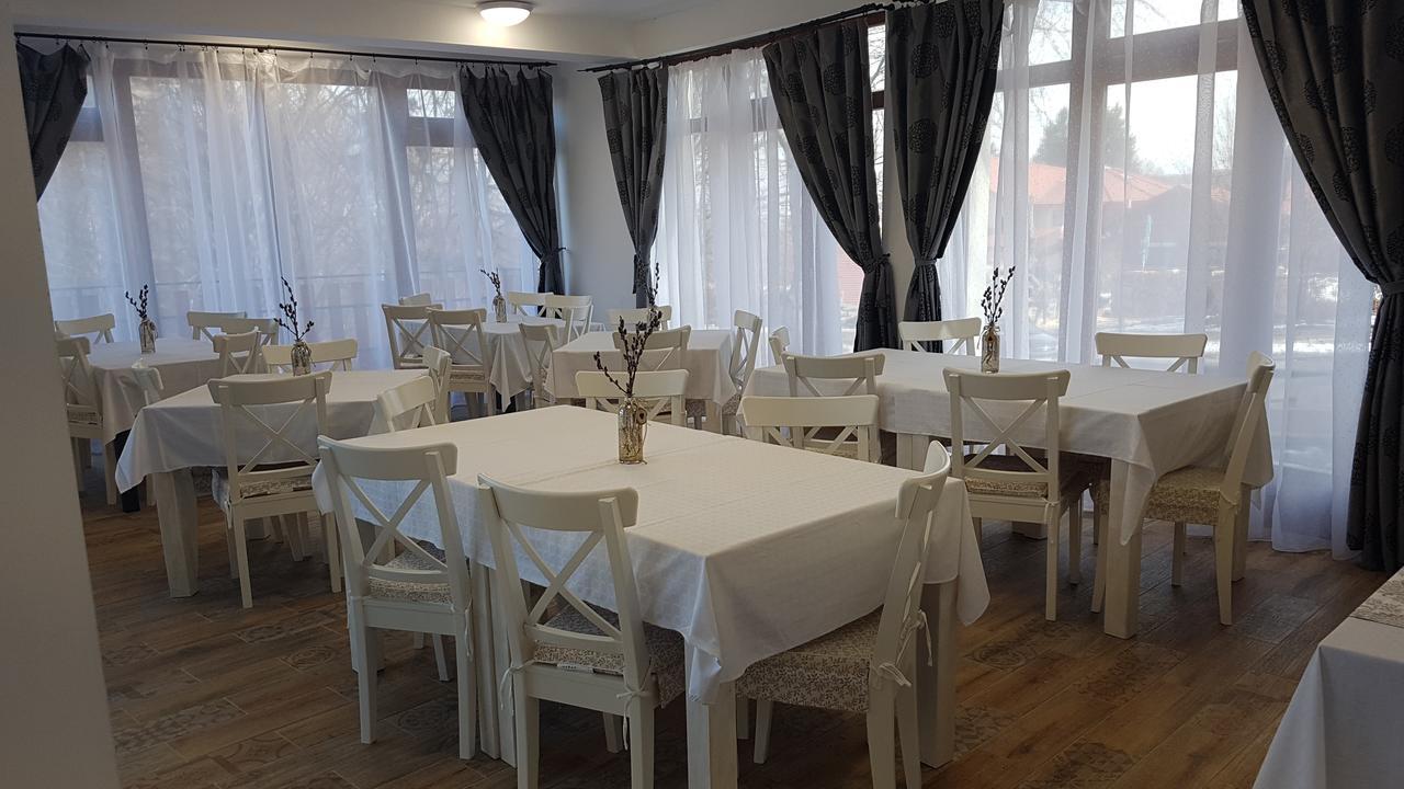 Bed and Breakfast Casuta Din Padure Dragus Exterior foto